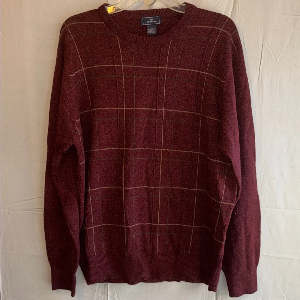Dockers Men's Burgundy Check Crewneck Sweater